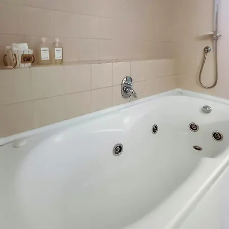 Tra Arte E Natura Ingresso Indipendente